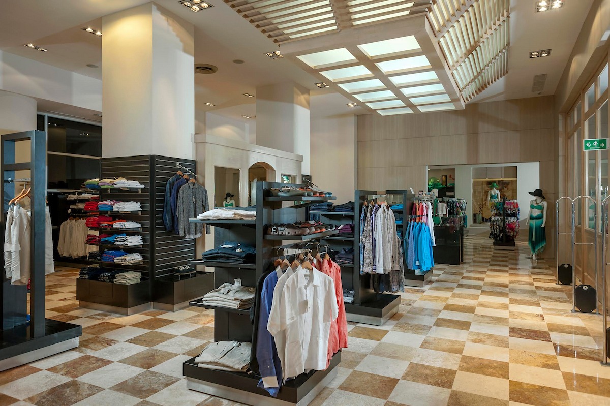 ACA_Shopping_La-Plaza