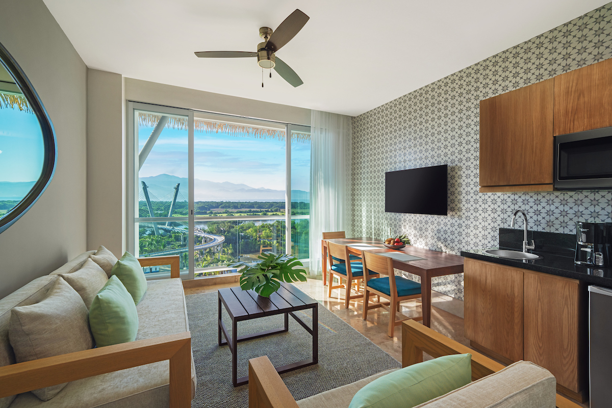 NV_Celebrate_Room_SJr_1